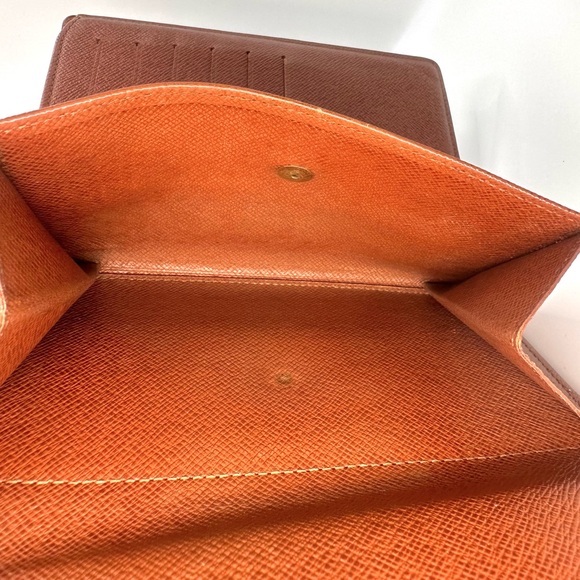 Good condition authentic Louis Vuitton Monogram Etui Wallet SP0040 - Picture 9 of 15